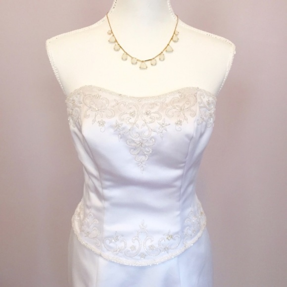 NWT Alfred Angelo White Sheath Wedding Dress - Picture 3 of 4